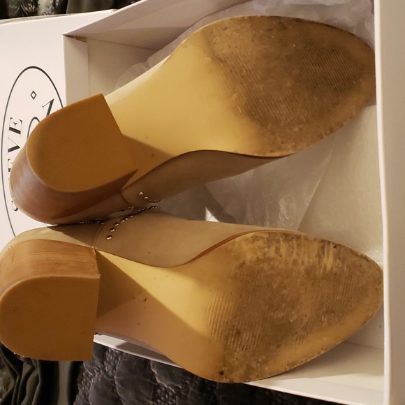 Booties - Picture 3 of 6